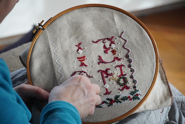 Embroidery Class: Fall Leaf